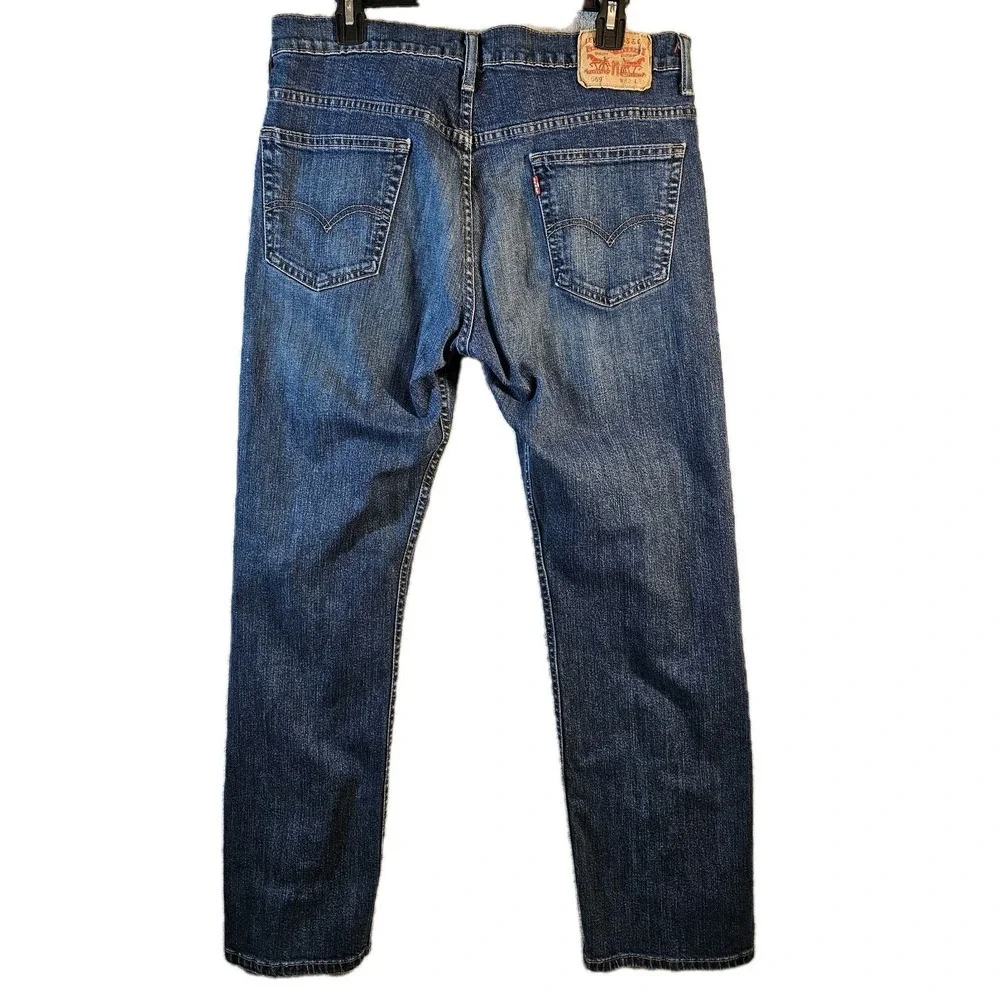 Levis levi 569